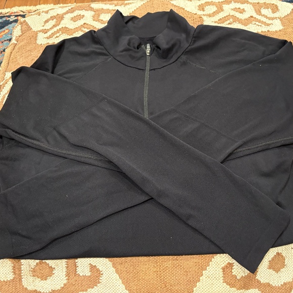 Athleta Momentum 1/4 zip Mock Neck Top size XL - Picture 2 of 2